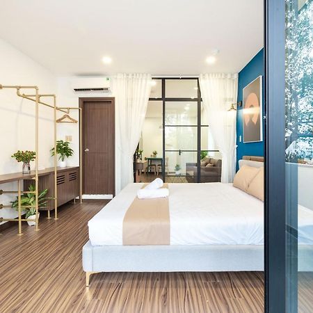 Cozrum Smart - First Target Hotel Хошимін Екстер'єр фото