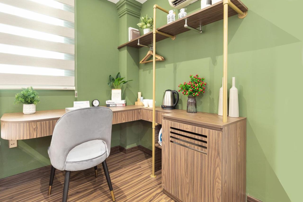 Cozrum Smart - First Target Hotel Хошимін Екстер'єр фото