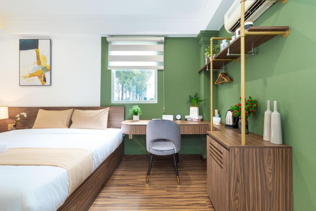 Cozrum Smart - First Target Hotel Хошимін Екстер'єр фото