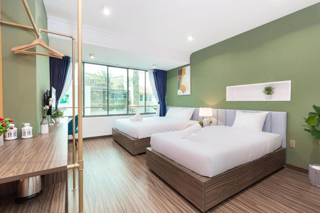 Cozrum Smart - First Target Hotel Хошимін Екстер'єр фото