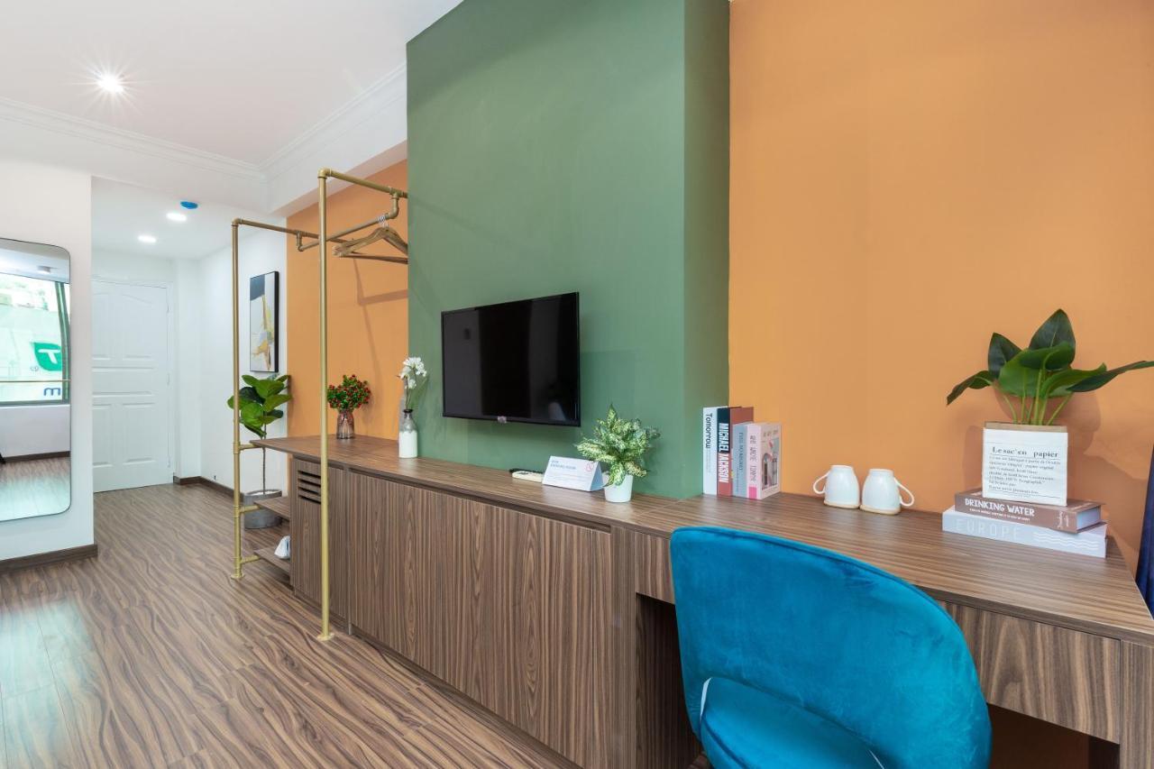 Cozrum Smart - First Target Hotel Хошимін Екстер'єр фото